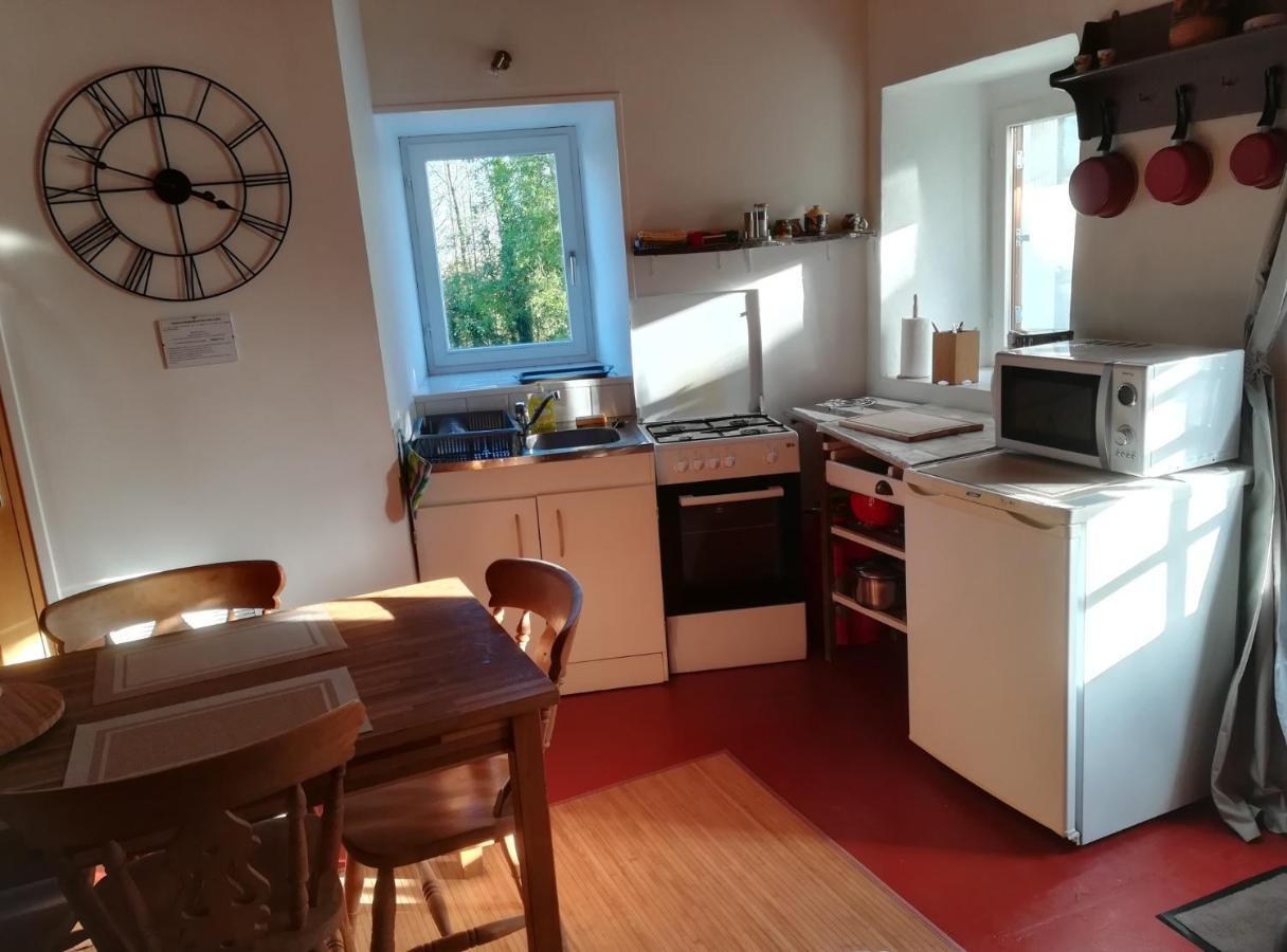 Petit Gite Cocoon Ty Bihan Ar Feunteun Scrignac Exterior photo